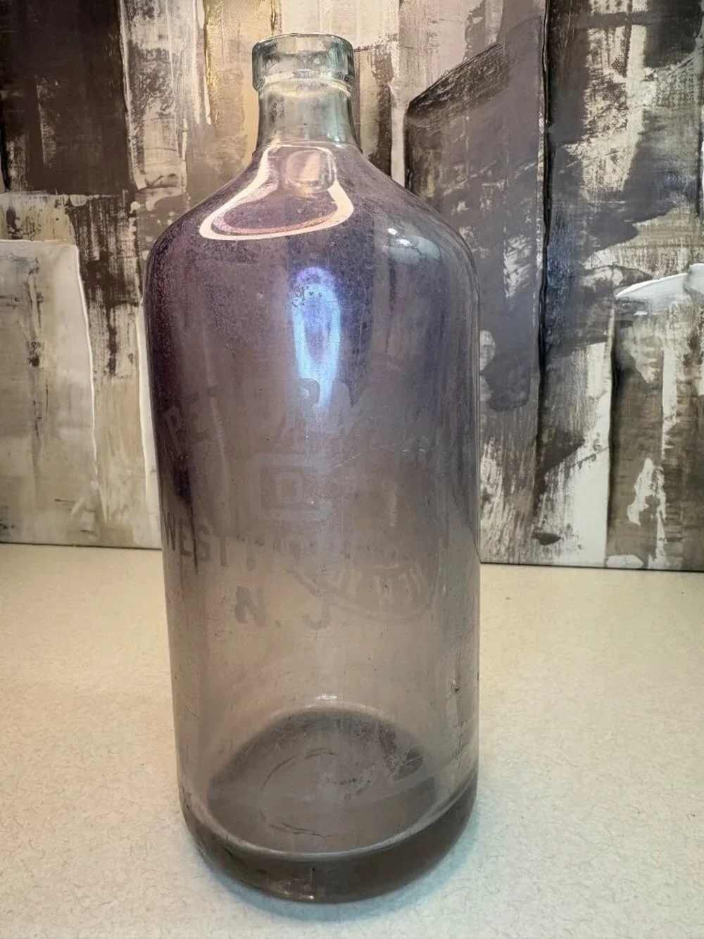 Vintage The Bear New York  J. Petermann Co W Hoboken NJ  Glass Seltzer Bottle